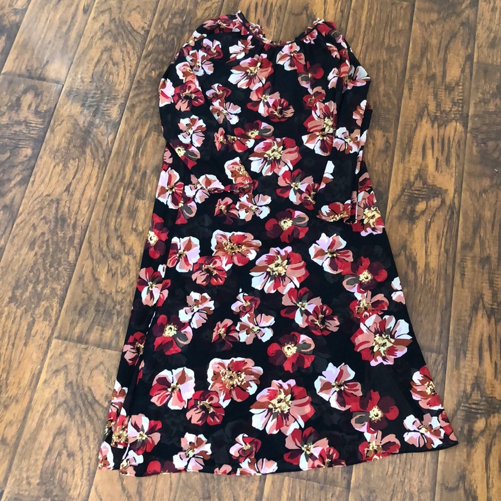 Madewell Shirred Floral Midi Dress - Picture 4 of 4